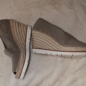 Gentle Souls Tan Espadrille Wedges